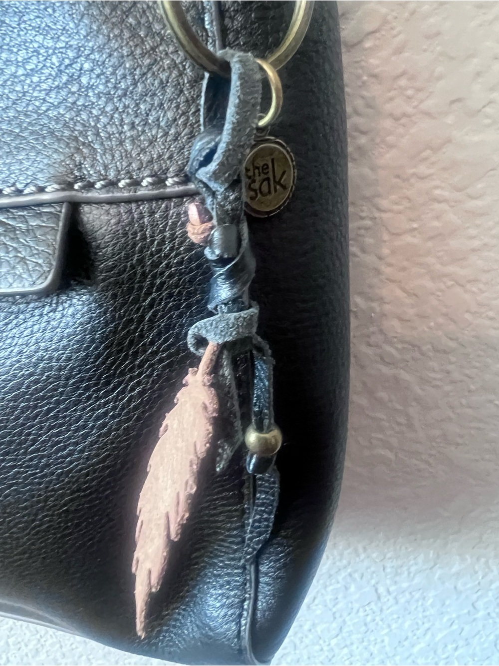 Y2K Black Crossbody bag with adjustable strap Leather by The Sak - Picture 12 of 16